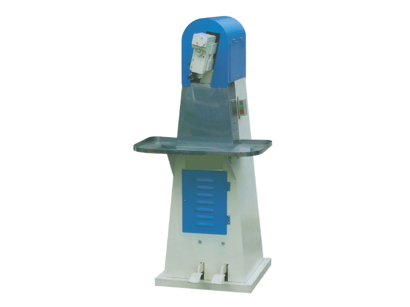 Toe Lasting Machine